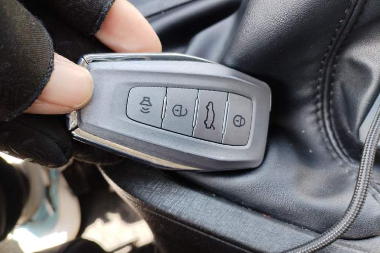 Used Geely Auto Coolray 2020 240T Manual Archer Vehicle Key