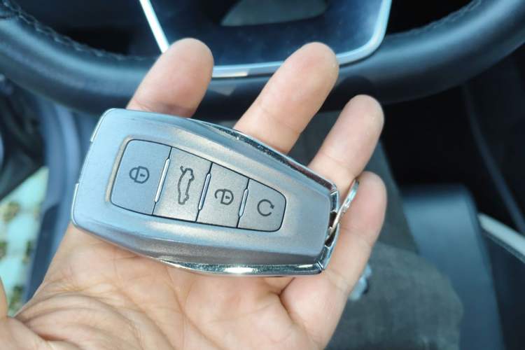 Used Geely Auto Coolray 2020 PRO 240T DCT Hunter Vehicle Key