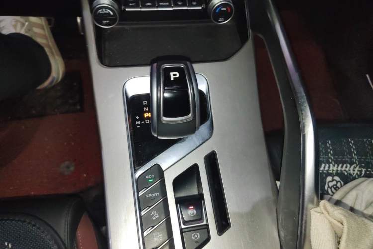 Used Geely Auto Coolray 2020 PRO 260T DCT Ranger Gear Lever