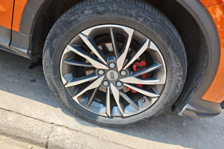 Used Geely Auto Coolray 2020 PRO 260T DCT Knight Right Front Wheel Hub