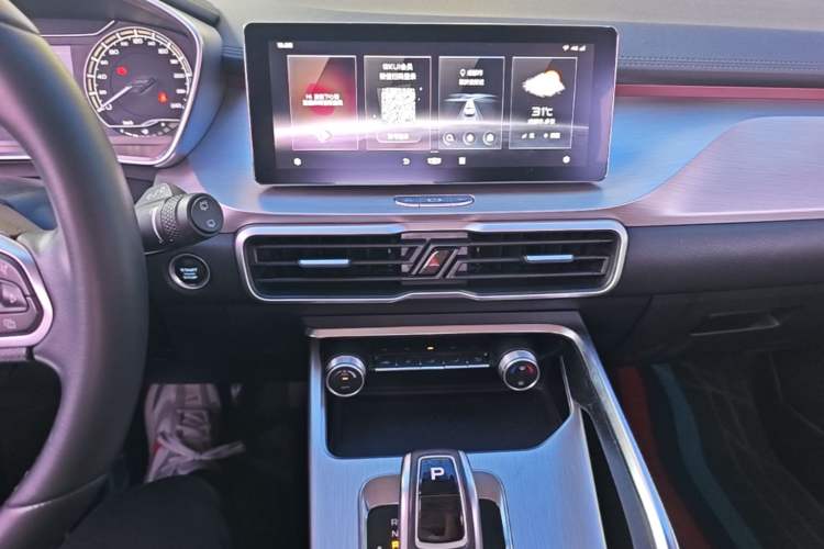 Used Geely Auto Coolray 2020 Facelift 240T DCT Hunter Audio And AC Panel