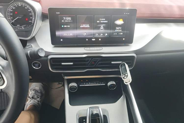 Used Geely Auto Coolray 2020 PRO 260T DCT Knight Audio And AC Panel