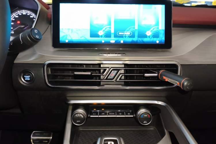 Used Geely Auto Coolray 2020 PRO 260T DCT Knight Audio And AC Panel