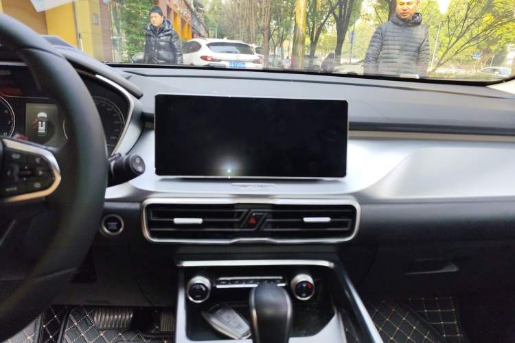 Used Geely Auto Coolray 2020 PRO 240T DCT Hunter Audio And AC Panel