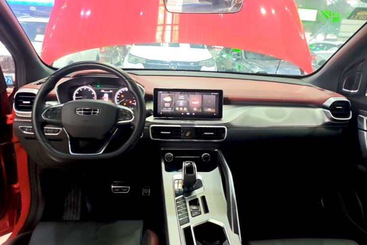 Used Geely Auto Coolray 2020 PRO 260T DCT Knight Center Console