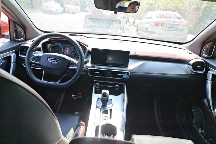 Used Geely Auto Coolray 2020 PRO 260T DCT Knight Center Console