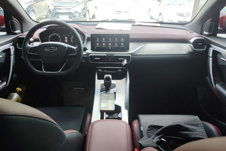 Used Geely Auto Coolray 2020 PRO 260T DCT Knight Center Console