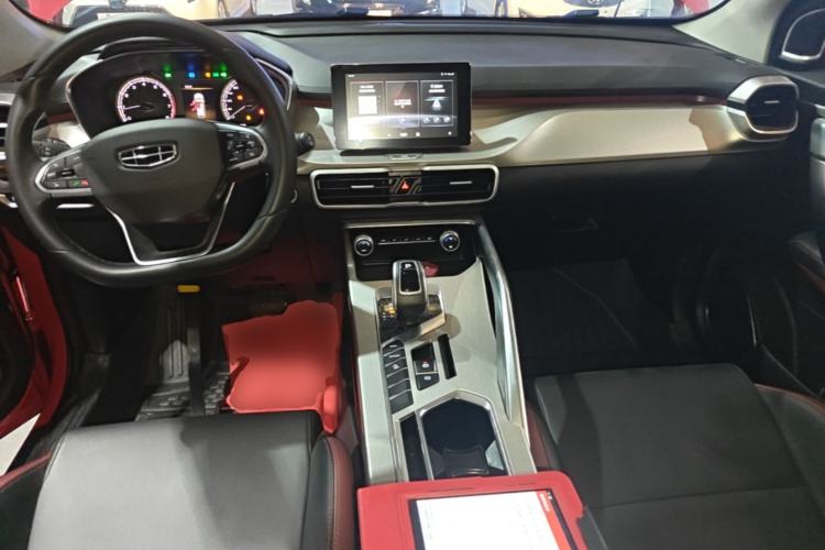 Used Geely Auto Coolray 2020 Facelift 240T DCT Hunter Center Console