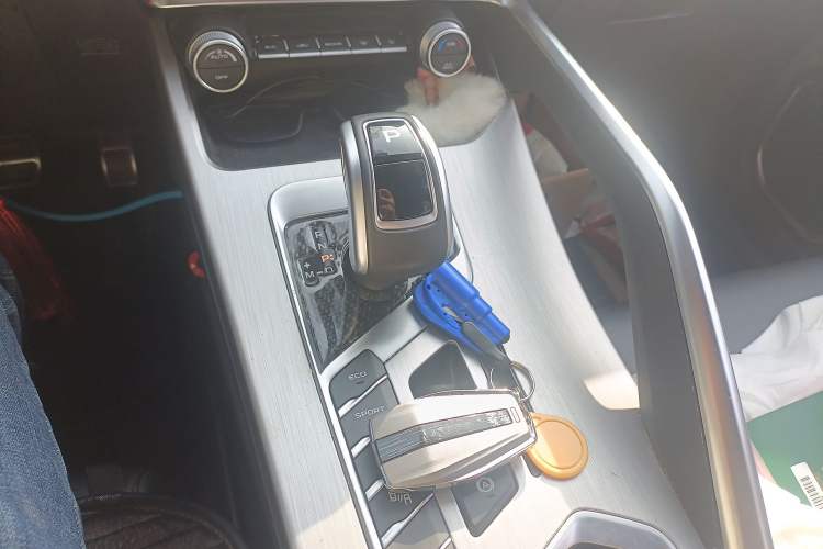 Used Geely Auto Coolray 2020 PRO 260T DCT Knight Gear Lever