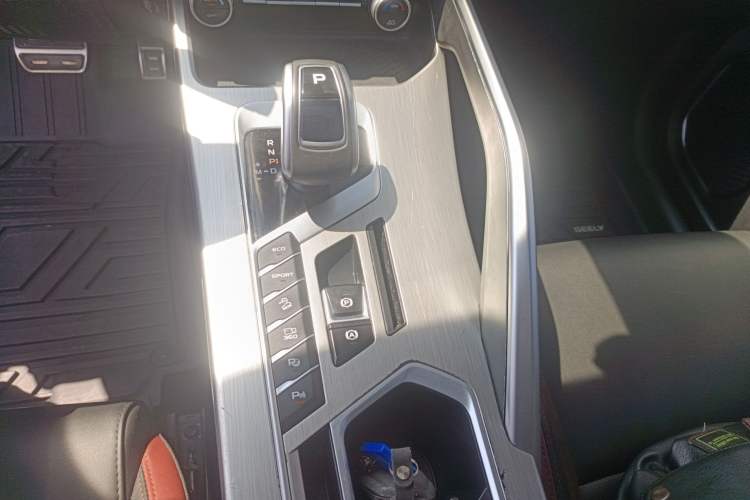 Used Geely Auto Coolray 2020 PRO 260T DCT Battle Gear Lever