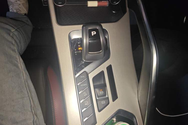 Used Geely Auto Coolray 2020 PRO 260T DCT Ranger Gear Lever
