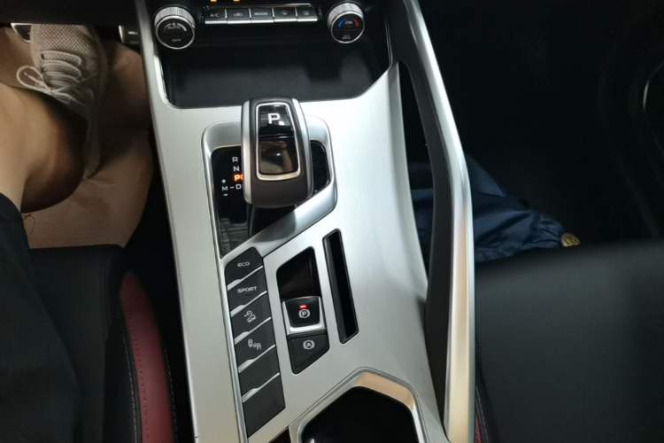 Used Geely Auto Coolray 2020 PRO 260T DCT Knight Gear Lever