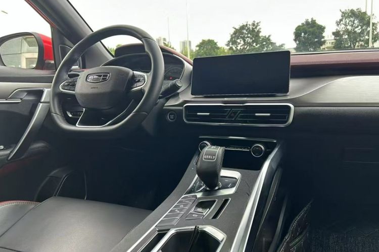Used Geely Auto Coolray 2020 PRO 260T DCT Knight Interior 1