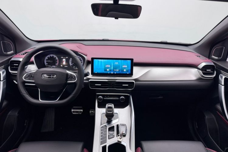 Used Geely Auto Coolray 2020 PRO 260T DCT Knight Interior 4