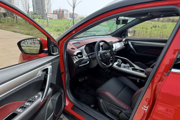 Used Geely Auto Coolray 2020 PRO 260T DCT Knight Interior 4