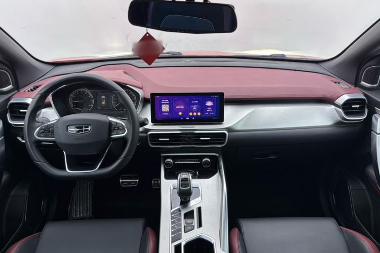 Used Geely Auto Coolray 2020 PRO 260T DCT Knight Interior 4