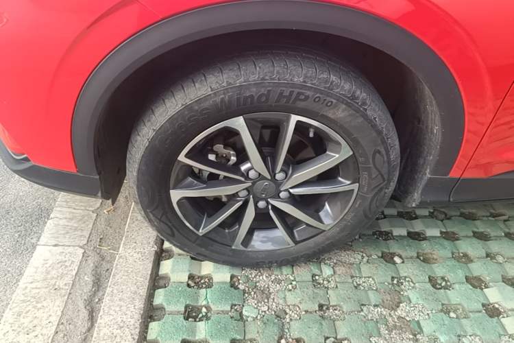 Used Geely Auto Coolray 2020 Facelift 240T DCT Hunter Left Front Wheel Hub