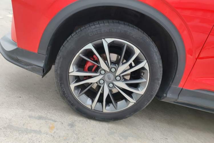 Used Geely Auto Coolray 2020 PRO 260T DCT Knight Left Front Wheel Hub