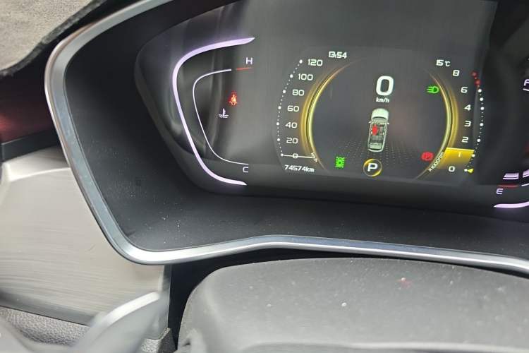 Used Geely Auto Coolray 2020 PRO 260T DCT Battle Odometer Close Up