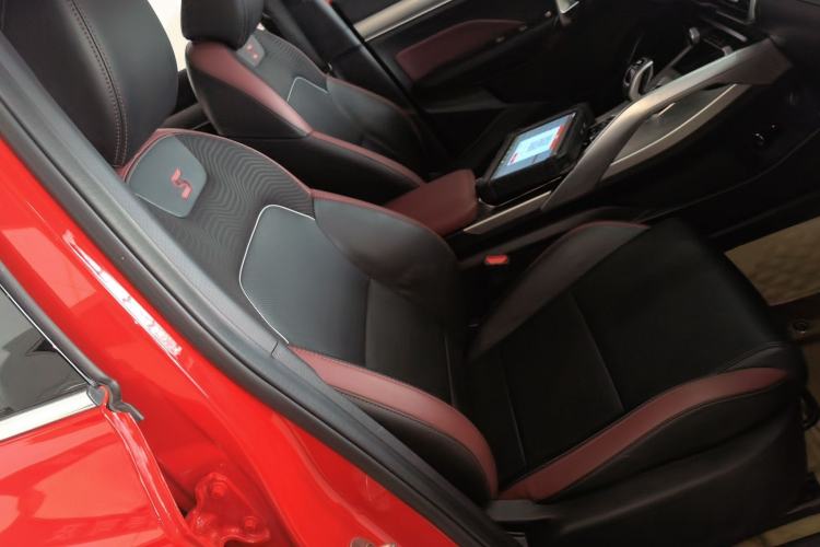 Used Geely Auto Coolray 2020 PRO 260T DCT Knight Right Front Seat
