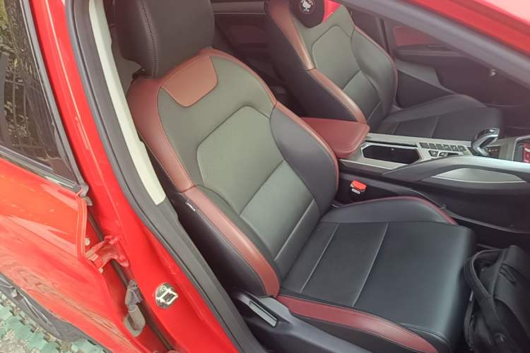 Used Geely Auto Coolray 2020 Facelift 240T DCT Hunter Right Front Seat
