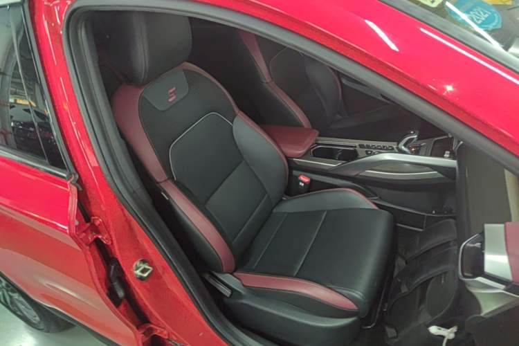Used Geely Auto Coolray 2020 PRO 260T DCT Knight Right Front Seat