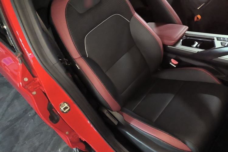Used Geely Auto Coolray 2020 PRO 260T DCT Knight Right Front Seat