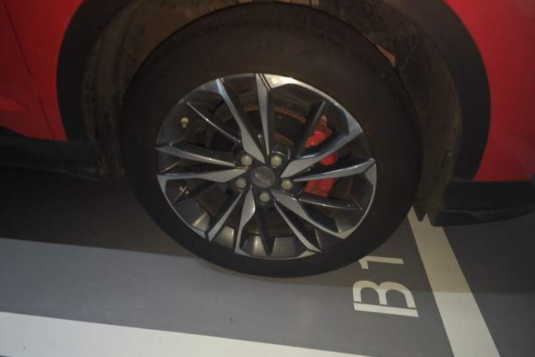 Used Geely Auto Coolray 2020 PRO 260T DCT Ranger Right Front Wheel Hub