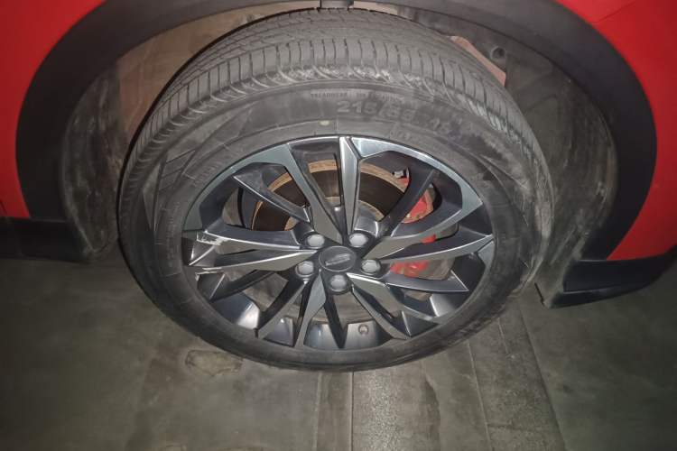 Used Geely Auto Coolray 2020 PRO 260T DCT Knight Right Front Wheel Hub