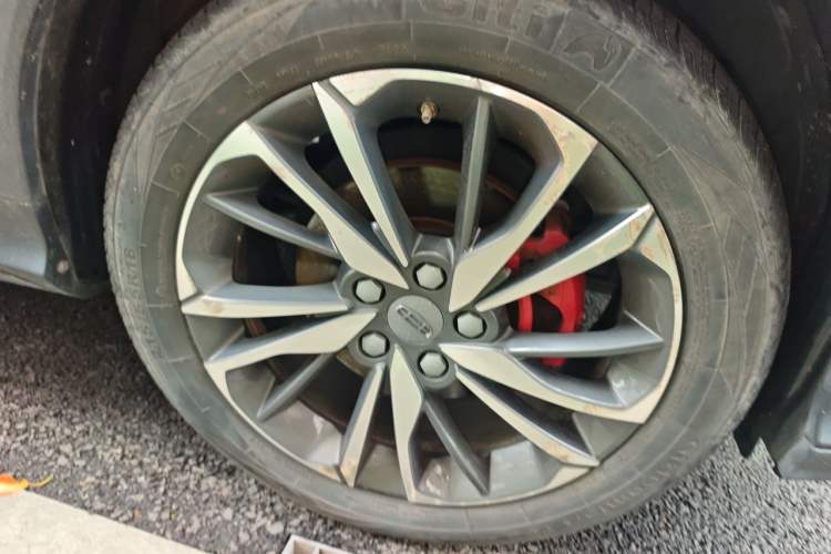 Used Geely Auto Coolray 2020 PRO 260T DCT Knight Right Front Wheel Hub
