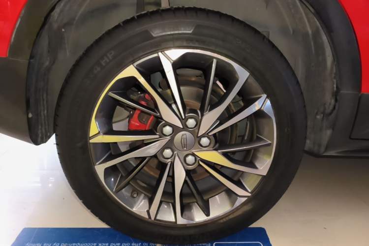 Used Geely Auto Coolray 2020 PRO 260T DCT Knight Right Rear Wheel Hub