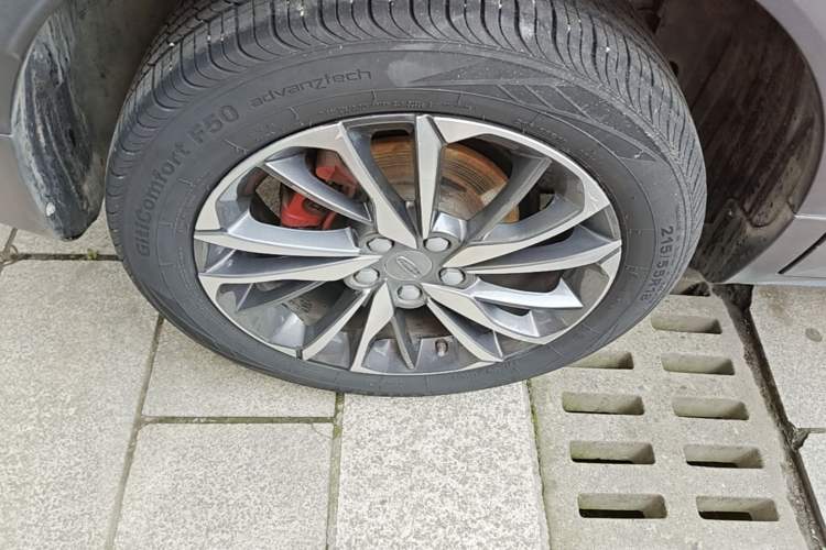 Used Geely Auto Coolray 2020 PRO 260T DCT Knight Right Rear Wheel Hub