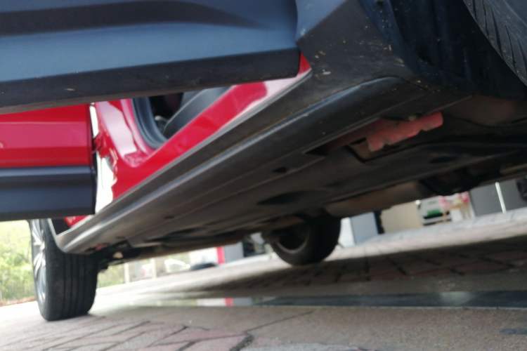Used Geely Auto Coolray 2020 PRO 260T DCT Ranger Right Side Sill