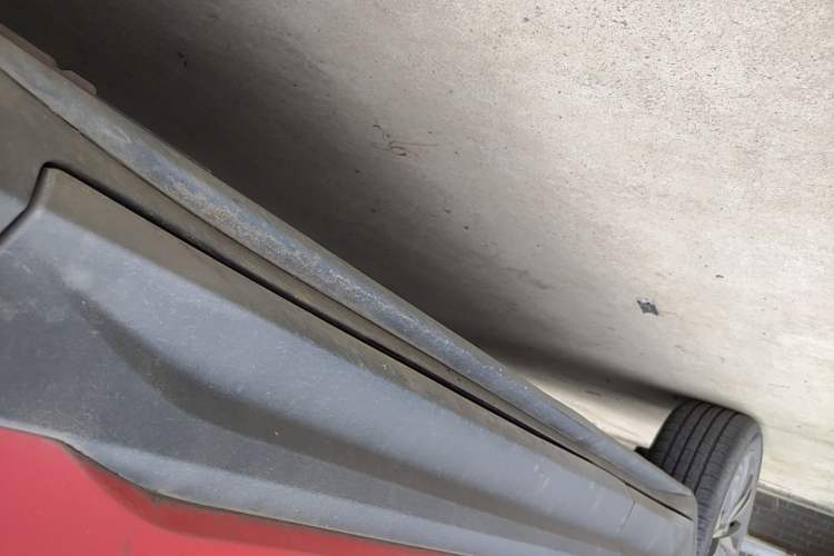Used Geely Auto Coolray 2020 PRO 260T DCT Ranger Right Side Sill