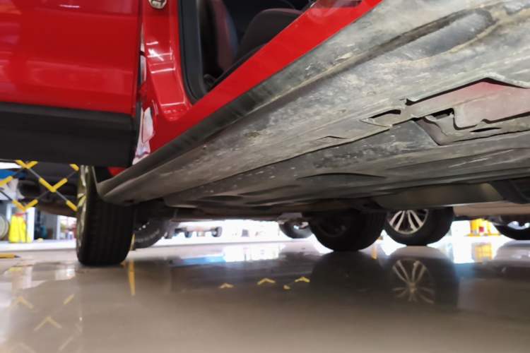 Used Geely Auto Coolray 2020 PRO 260T DCT Knight Right Side Sill