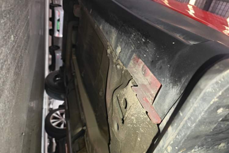 Used Geely Auto Coolray 2020 Facelift 240T DCT Hunter Right Side Sill