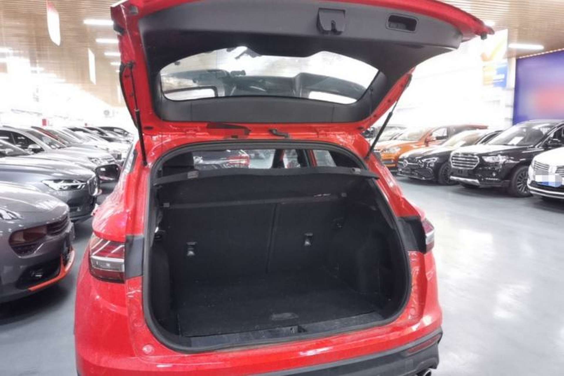 Used Geely Auto Coolray 2020 PRO 260T DCT Knight Trunk