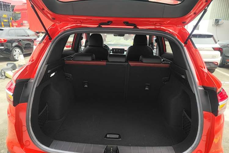 Used Geely Auto Coolray 2020 PRO 260T DCT Knight Trunk