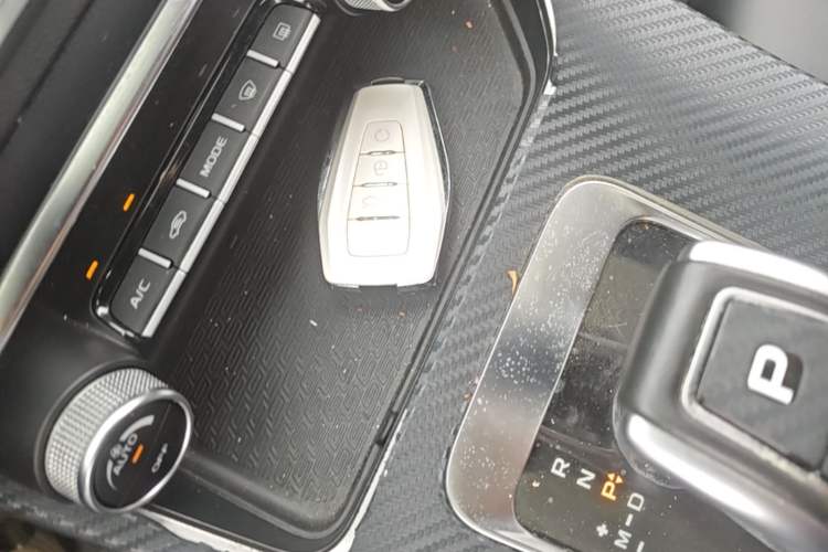 Used Geely Auto Coolray 2020 PRO 260T DCT Battle Vehicle Key