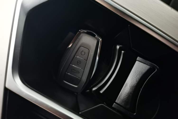 Used Geely Auto Coolray 2020 PRO 260T DCT Knight Vehicle Key