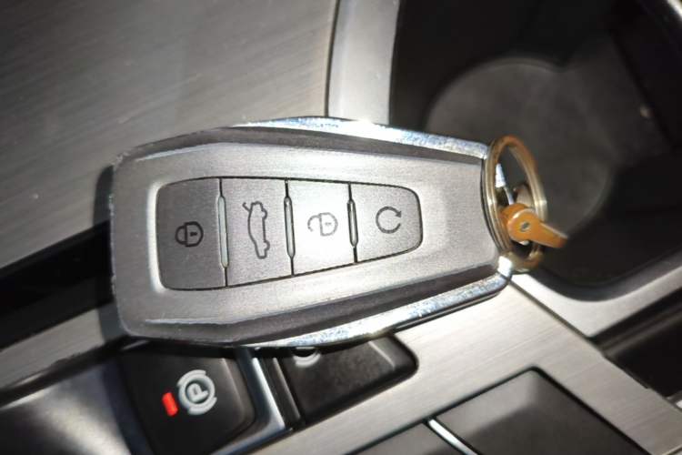 Used Geely Auto Coolray 2020 PRO 260T DCT Knight Vehicle Key