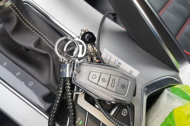 Used Geely Auto Coolray 2020 PRO 240T DCT Hunter Vehicle Key