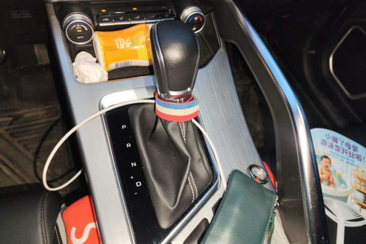 Used Geely Auto Coolray 2020 PRO 240T DCT Hunter Gear Lever