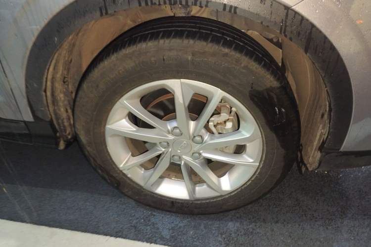 Used Geely Auto Coolray 2020 PRO 240T DCT Hunter Right Front Wheel Hub