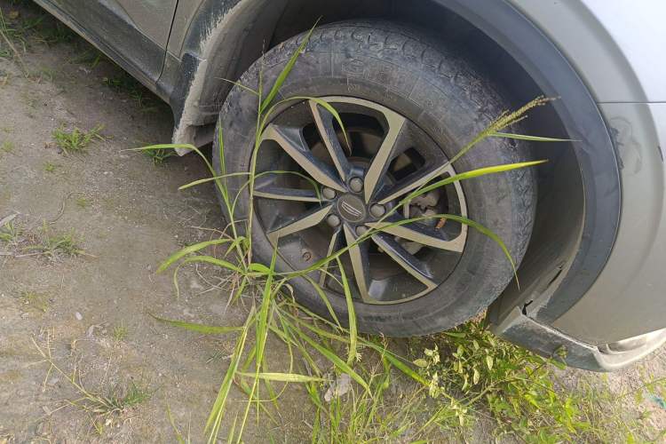 Used Geely Auto Coolray 2020 Facelift 240T DCT Hunter Right Front Wheel Hub