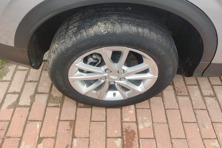Used Geely Auto Coolray 2020 PRO 240T DCT Hunter Right Rear Wheel Hub