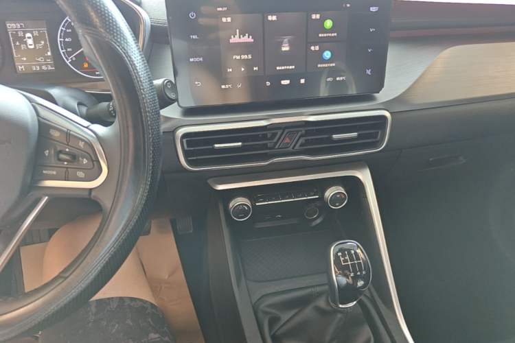 Used Geely Auto Coolray 2020 240T Manual Archer Audio And AC Panel