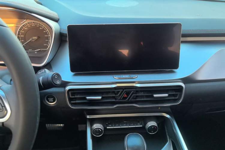 Used Geely Auto Coolray 2020 PRO 240T DCT Hunter Audio And AC Panel
