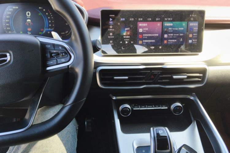 Used Geely Auto Coolray 2020 PRO 260T DCT Battle Audio And AC Panel