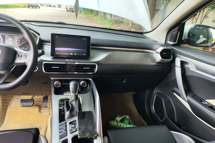 Used Geely Auto Coolray 2020 PRO 240T DCT Hunter Audio And AC Panel